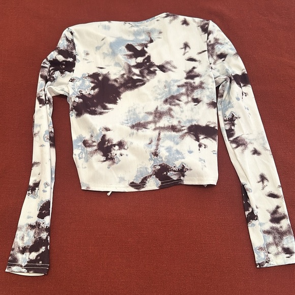 CIDER tie dye long sleeve crop top - Picture 5 of 5